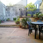 Agrippa's Terrace Apartment