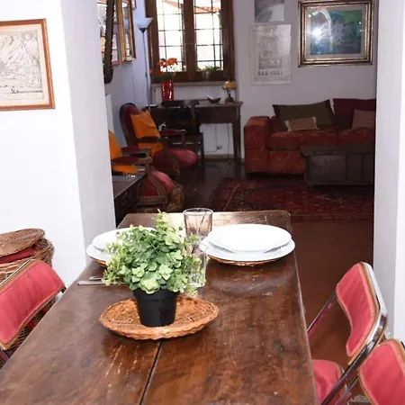 Agrippa's Terrace Apartment *