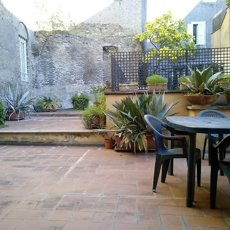 Agrippa's Terrace Apartment