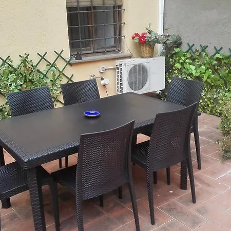 Agrippa's Terrace Apartment Rome